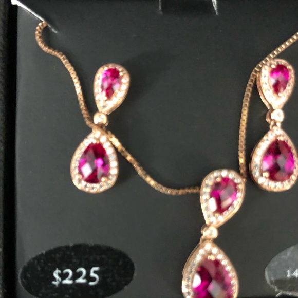 NIB Vintage R.H Macy & Co. 14k Rose gold over SS Ruby necklace, earrings. S1 - Picture 2 of 5